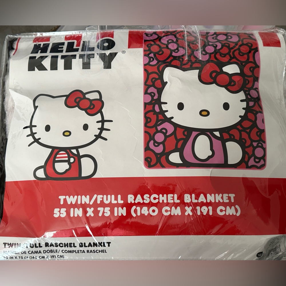 Hello kitty blanket